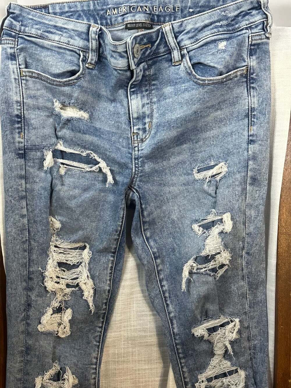 American Eagle Next Level Stretch Distressed Blue Jeans Women's Size 10 Short
